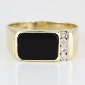 Vintage 14k Yellow Gold Onyx and Diamond Ring