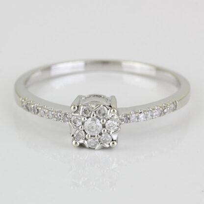 10k White Gold Pavé Diamond Anniversary / Wedding Engagement Ring