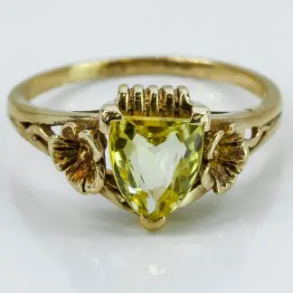 14k Yellow Gold Yellow Simulated Trillion Citrine Gemstone and Flower Ring