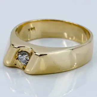 Vintage 14K Yellow Gold Diamond Solitaire Wedding / Anniversary Band Ring