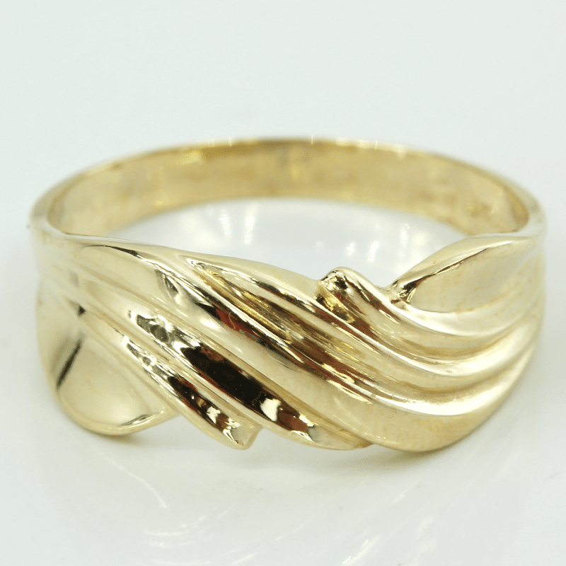 14k Gold Vintage Wavy Band Ring - A&V Pawn