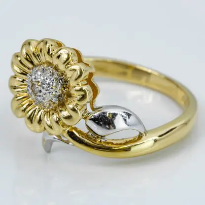 18k Two-Tone Yellow and White Gold CZ Cubic Zirconia Sunflower Ring - Image 4