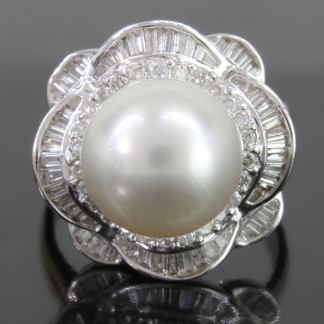 18k White Gold South Sea Cultured Pearl & Diamond Anniversary / Cocktail Ring