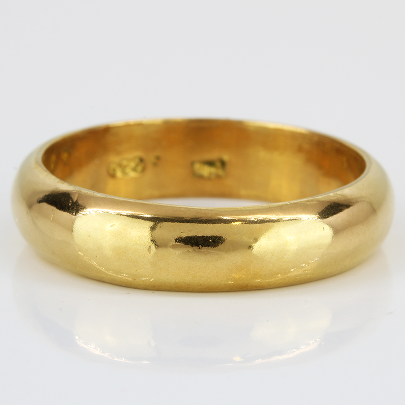 24k Gold Men's Wedding Band Ring - A&V Pawn