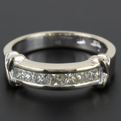 18k White Gold Princess-Cut Diamond Wedding Band Ring - Image 5