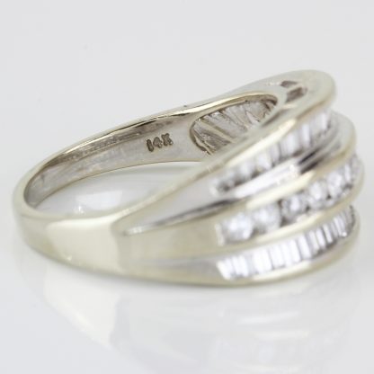 14k White Gold Baguette + Round Diamond Ring - Image 6