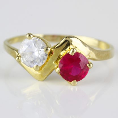 10k Gold Cubic Zirconia & Synth Ruby Ring - Image 2