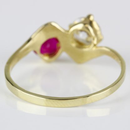 10k Gold Cubic Zirconia & Synth Ruby Ring - Image 5