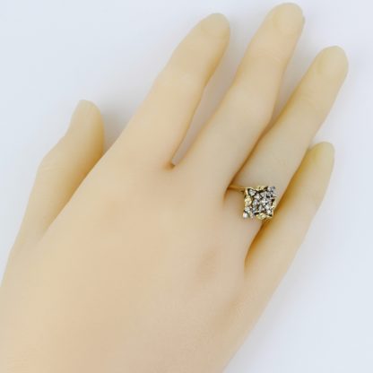 Vintage 14k Gold Diamond Cluster Ring - Image 7