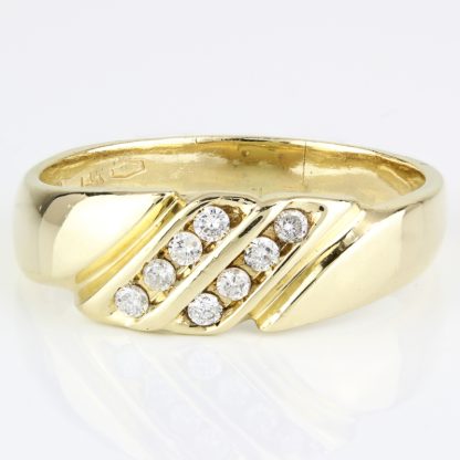 14k Gold Men's Diamond Wedding Ring Band - Image 2