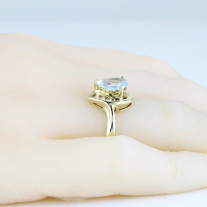 Vintage 10k Gold Aquamarine + Diamond Ring