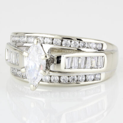 10k White Gold Marquise-cut CZ Engagement Ring - Image 3