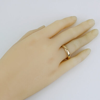 14k Yellow Gold Men's Wedding Ring Band - Image 4