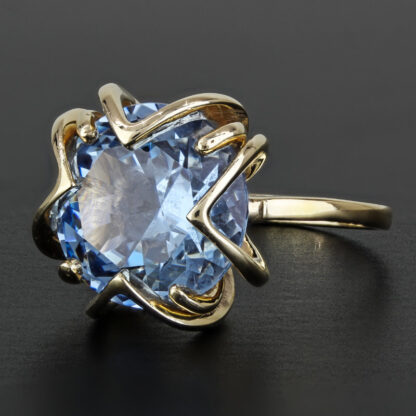 Vintage 10k Yellow Gold Solitaire Blue Topaz Anniversary Ring by Lido Jewelers