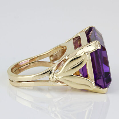 Vintage 14k Yellow Gold Emerald-cut Amethyst Cocktail Ring