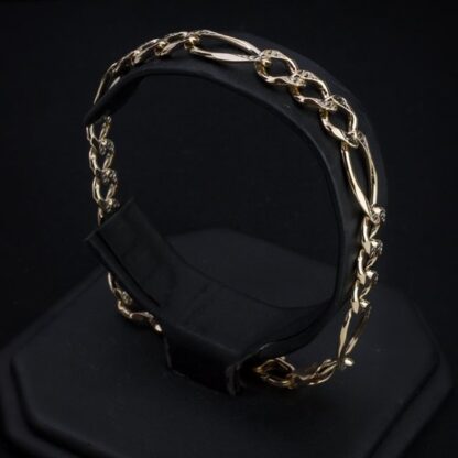 Vintage 8k Yellow Gold Twisted Infinity Oval Figaro Link Chain Bracelet - Image 3