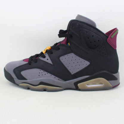 Jordan 6 Retro Bordeaux- Size 11M - Image 4