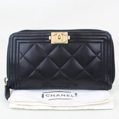 CHANEL Small Boy Zipped Wallet in Dustbag- Black - Image 9