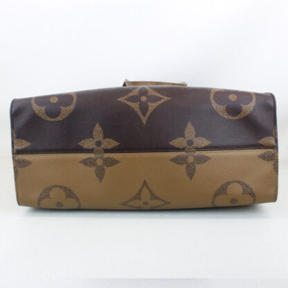 Louis Vuitton  Reverse Monogram Giant Onthego GM - Image 5