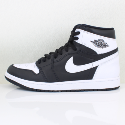 Jordan 1 Retro High OG Black White- Size 10.5M - Image 4