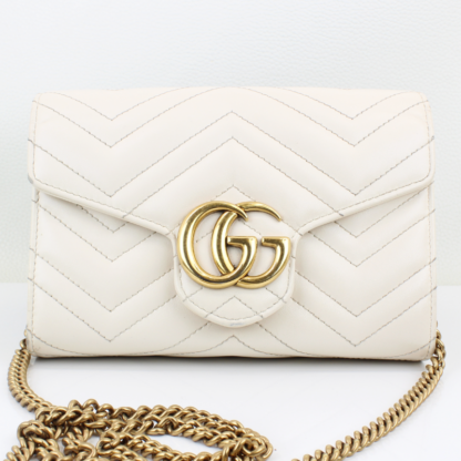 GUCCI GG Marmont Super Mini Bag