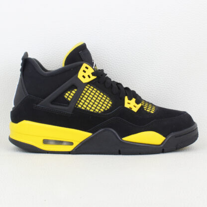 Jordan 4 Retro Thunder (2023) (GS) - Size 6.5Y