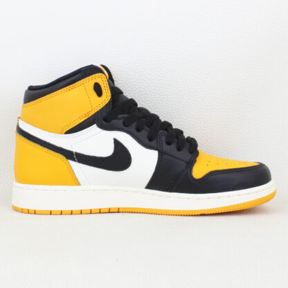 Jordan 1 Retro High OG Taxi (GS) - Size 6.5Y - - Image 3