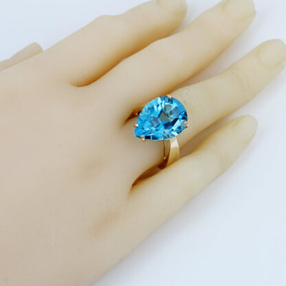 10KYG Pear Swiss Blue Topaz Ring 13ct Cocktail Birthstone Anniversary - Image 6
