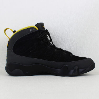 Jordan 9 Retro Dark Charcoal University Gold - Size 9.5M - Image 3