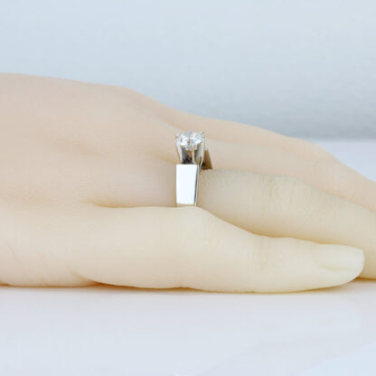 Vintage 1960s 14K White Gold Solitaire Diamond Bridal Engagement Wedding Ring - Image 5