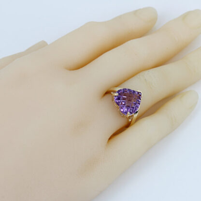 14KYG Heart Shaped Checkerboard Amethyst Ring Birthstone Anniversary - Image 6