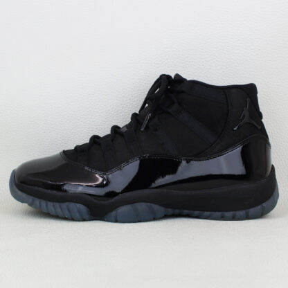 Jordan 11 Retro Cap and Gown (2018) - Size 9.5M - Image 4