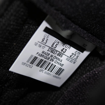 Jordan 11 Retro Cap and Gown (2018) - Size 9.5M - Image 7