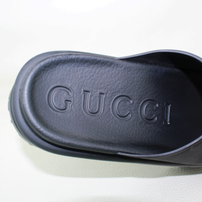 Gucci Interlocking G Women's Slide in Black Rubber Platform Sandals - Size 38/8W - Image 8