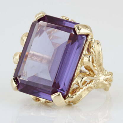 Vintage 14KYG Lab Created Purple Corundum Sapphire Anniversary Ring - Image 2