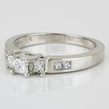 14KWG Princess Diamond Ring 7-Stone Wedding Anniversary Engagement Gift - Image 2