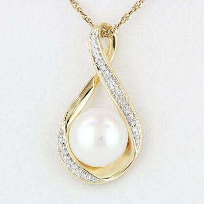 14KYG Cultured Pearl Diamond Pendant Infinity Loop Design Elegant Gift
