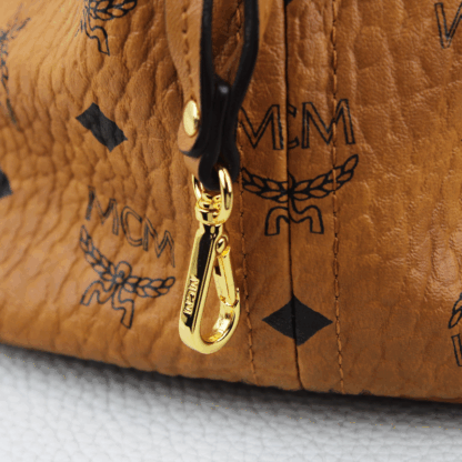 MCM Medium Liz Reversible Shopper Cognac Leather - Image 10
