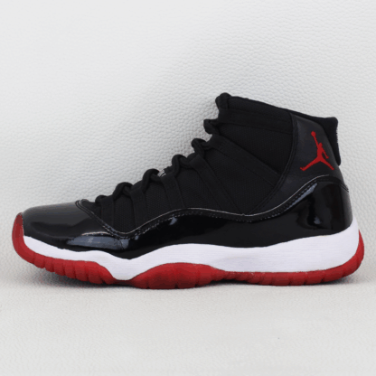 Jordan 11 Retro Playoffs Bred 2019 (GS) - Size 6.5Y - Image 4