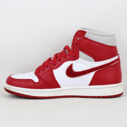 Jordan 1 Retro High OG Varsity Red (Women's) - Size 8W/6.5M - Image 2