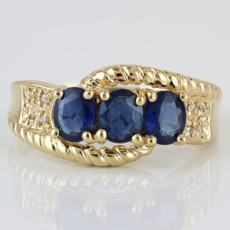 VINTAGE 14K GOLD BLUE SAPPHIRE DIAMOND 3-STONE RING BOLD STATEMENT GIFT ESTATE