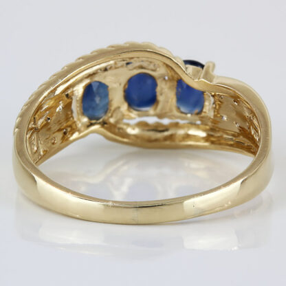 VINTAGE 14K GOLD BLUE SAPPHIRE DIAMOND 3-STONE RING BOLD STATEMENT GIFT ESTATE - Image 4