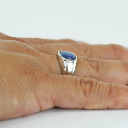C.1959 Men's 10K White Gold Lab-Created Star Sapphire & Diamond Vintage Ring - Image 5