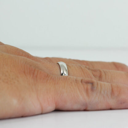 10K White Gold Men's Comfort Wedding Band Ring Circle O Love by Tropical Jewelry - Image 2