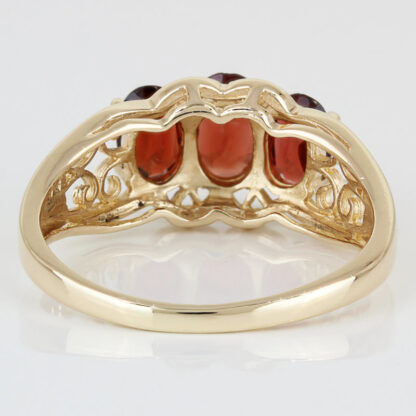 Vintage 10KYG Garnet Filigree Three Stone Anniversary/Cocktail Ring - Image 4