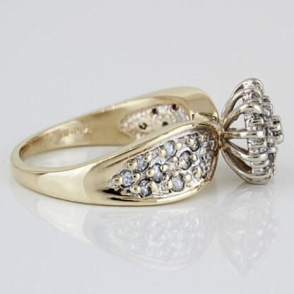 Vintage 10K Gold Diamond Illusion Cluster Cocktail Ring – Round Pavé Band Gift - Image 3