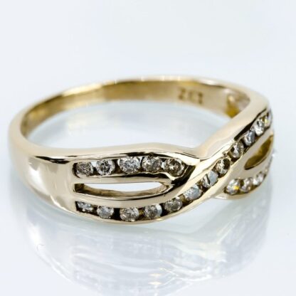10K Yellow Gold Diamond Crisscross Ring - Image 2
