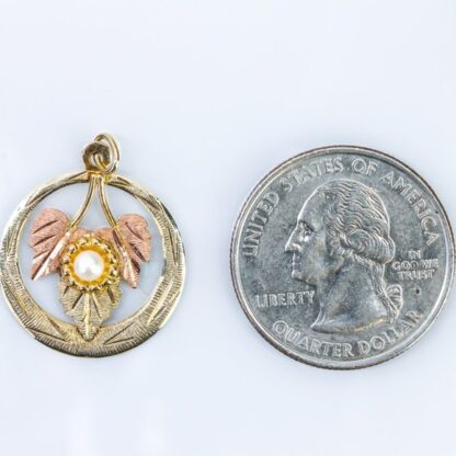 Vintage 10k Tri-Colored Pearl Leaves Circle Pendant Charm - Image 2