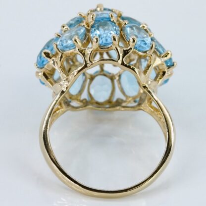 Vintage 10K Yellow Gold Swiss Blue Topaz Anniversary / Cocktail Dome Ring - Image 2