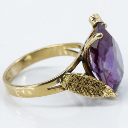 Vintage 12K Yellow Gold Simulated Amethyst Birthstone Ring - Image 6